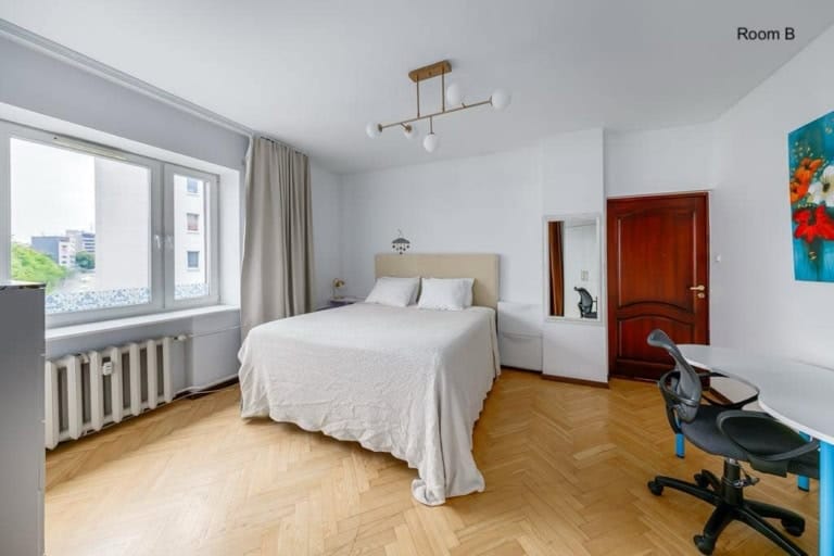 Room B (KENTMANNI street 21)