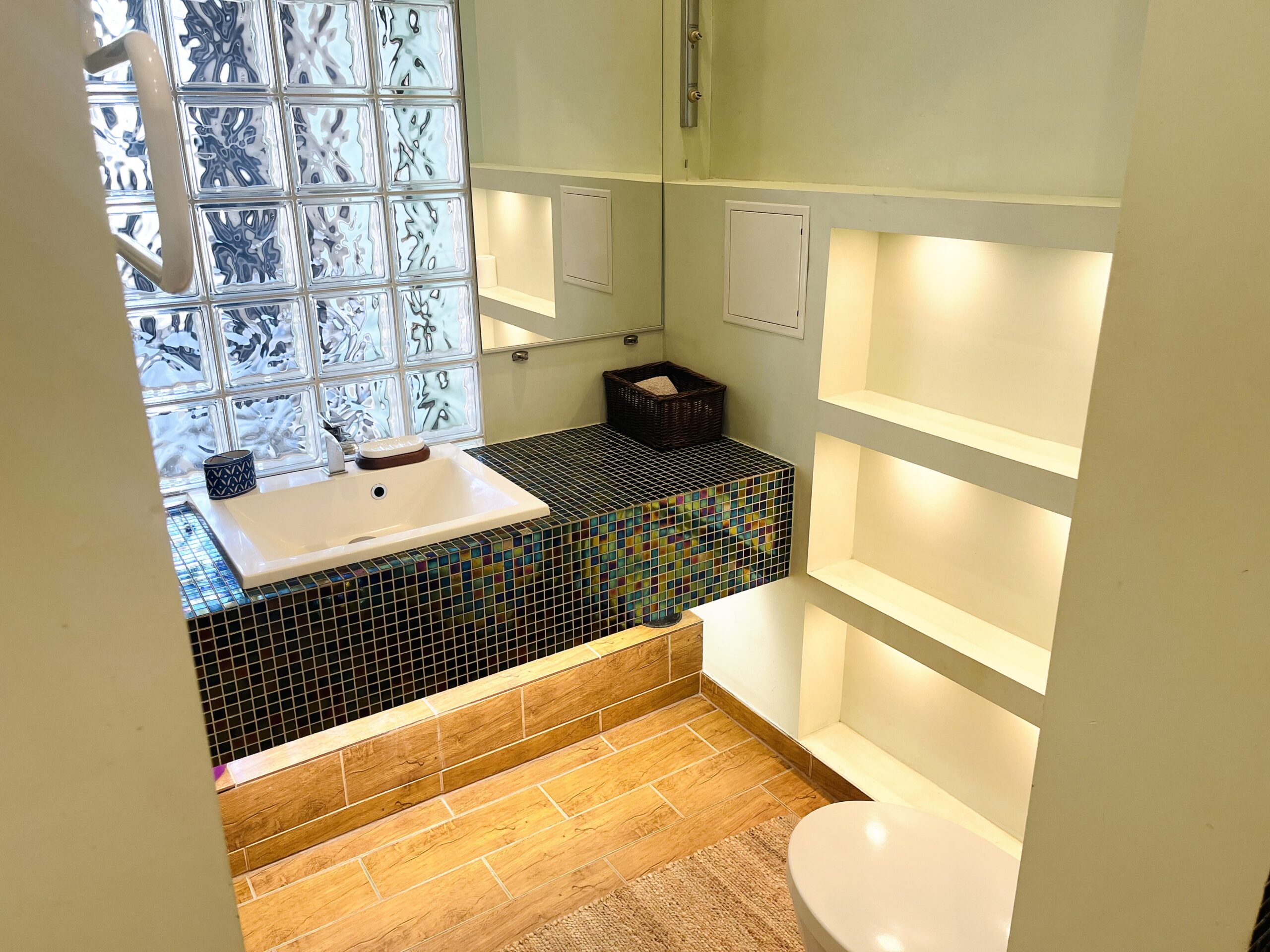 Bathroom Kentmanni 10-29