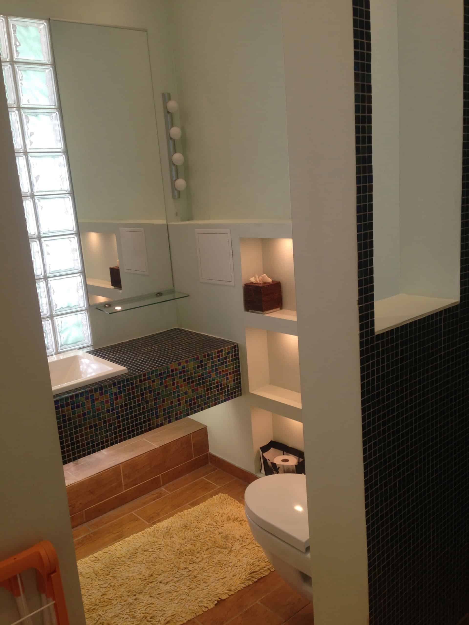 Kentmanni 10-29_Bathroom 1-min